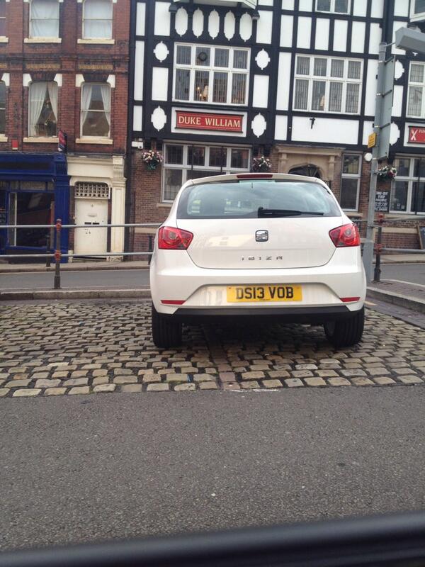 DS13 VOB displaying Inconsiderate Parking