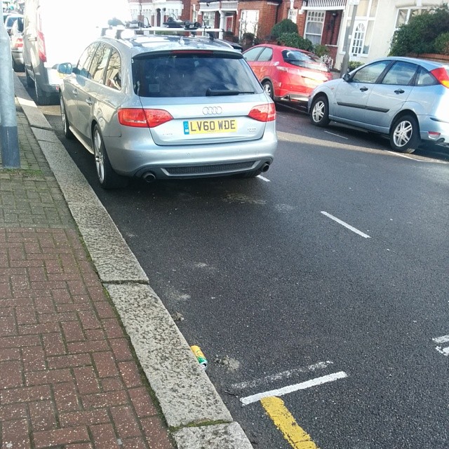 LV60 WDE displaying Selfish Parking