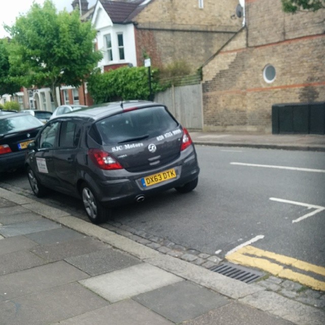 DX63 DTK displaying Inconsiderate Parking