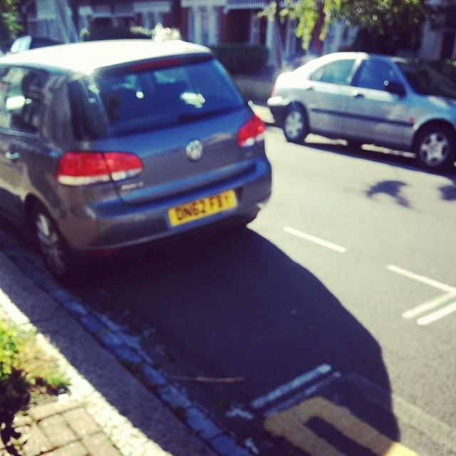 DN62 FBY displaying Inconsiderate Parking