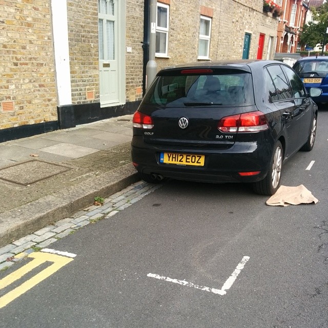 YH12 EOZ displaying Inconsiderate Parking