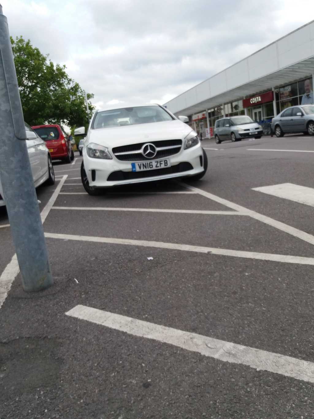 VN16 ZFB displaying Inconsiderate Parking