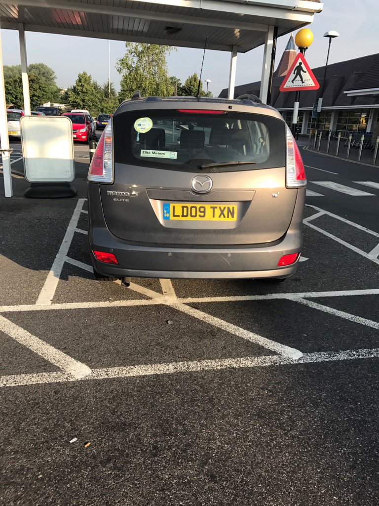 LD09 TXN displaying Selfish Parking