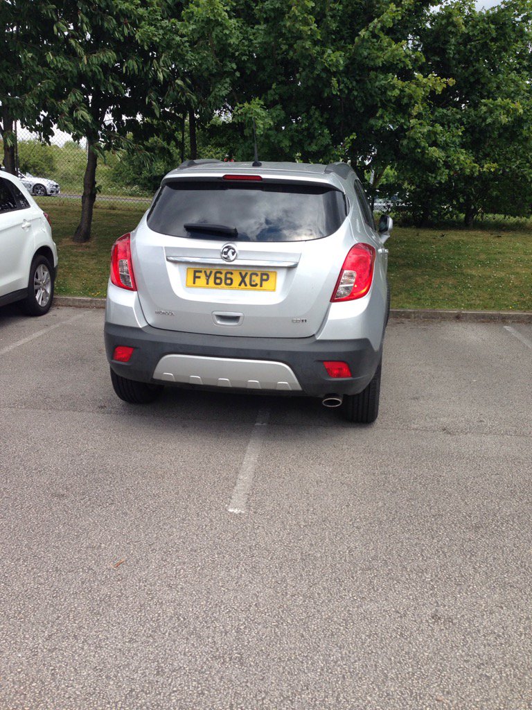 FY66 XCP displaying Inconsiderate Parking
