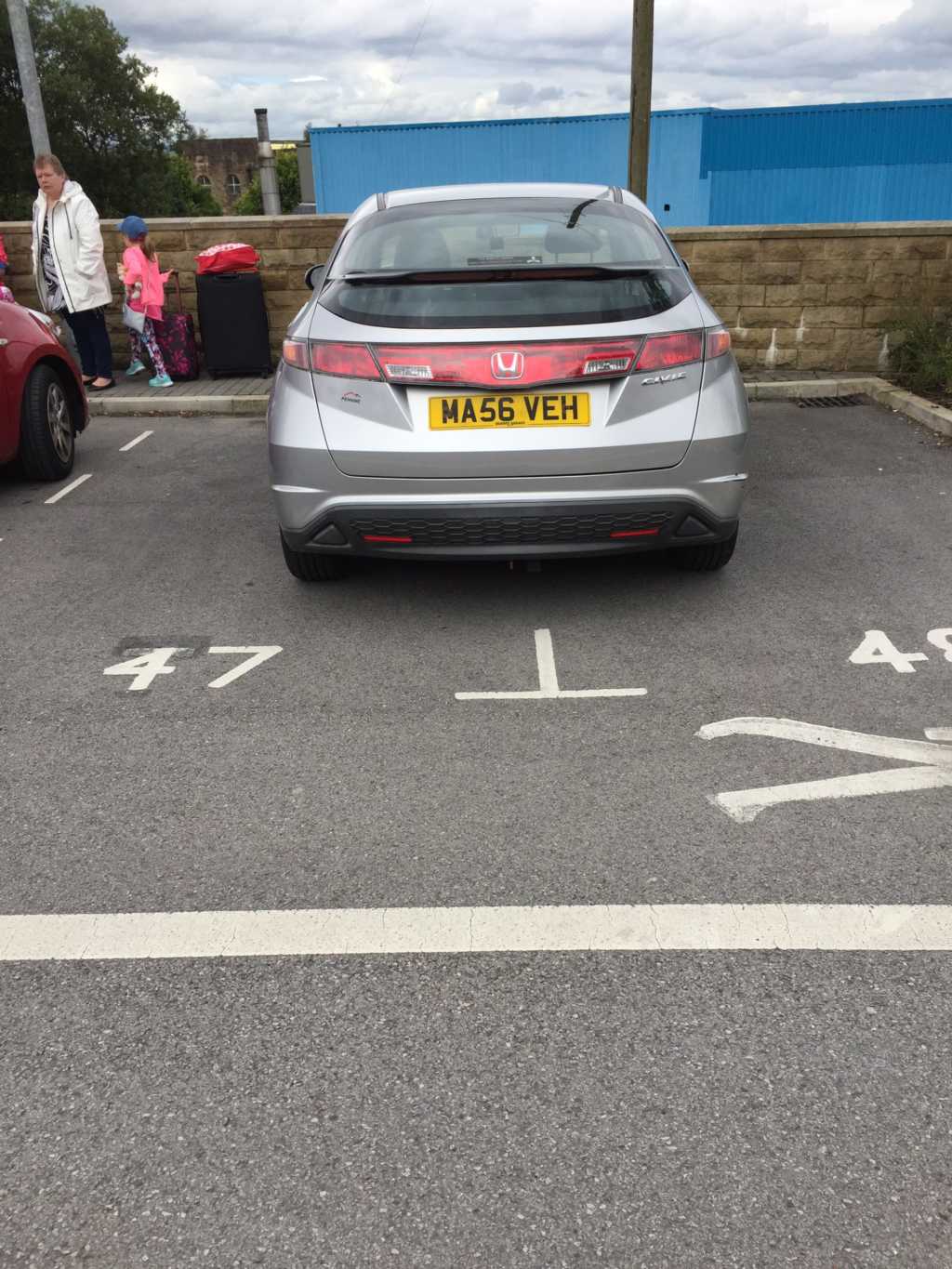 MA56 VEH displaying Inconsiderate Parking