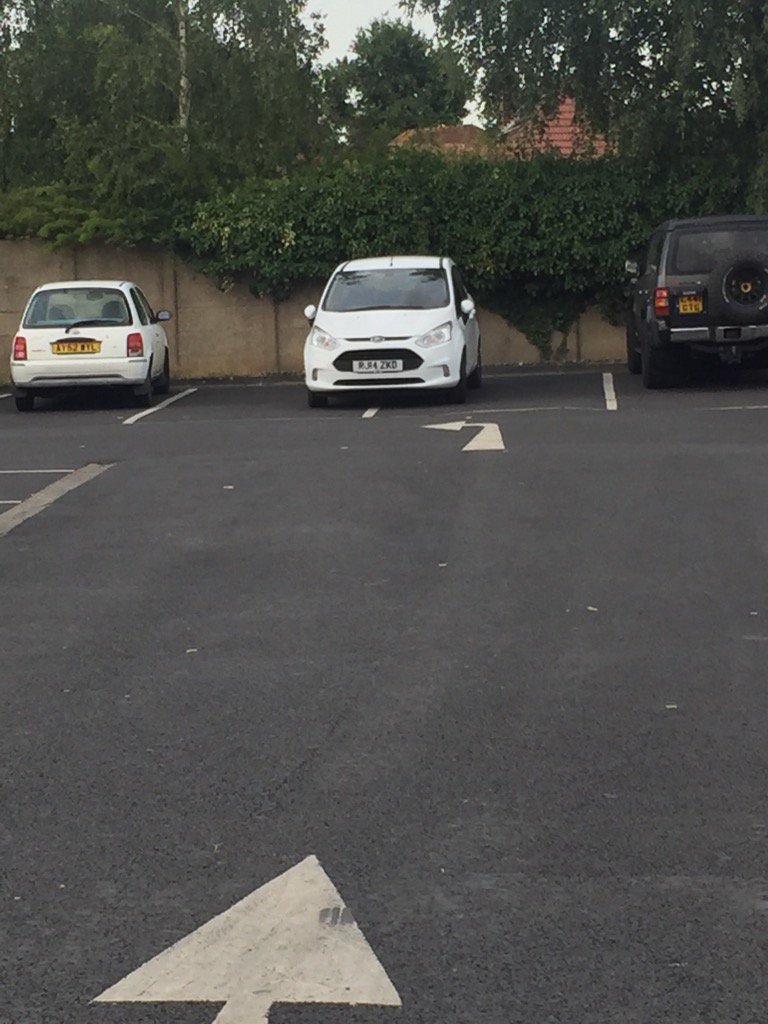 RJ14 ZXD is an Inconsiderate Parker