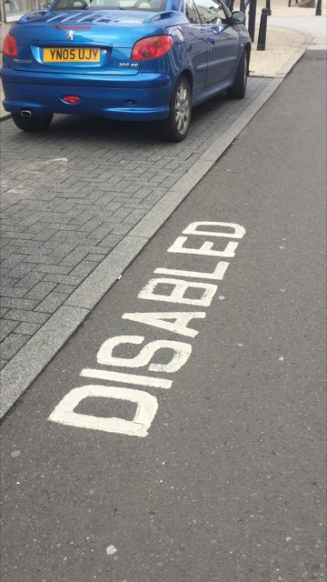 YN05 UJY is a Selfish Parker