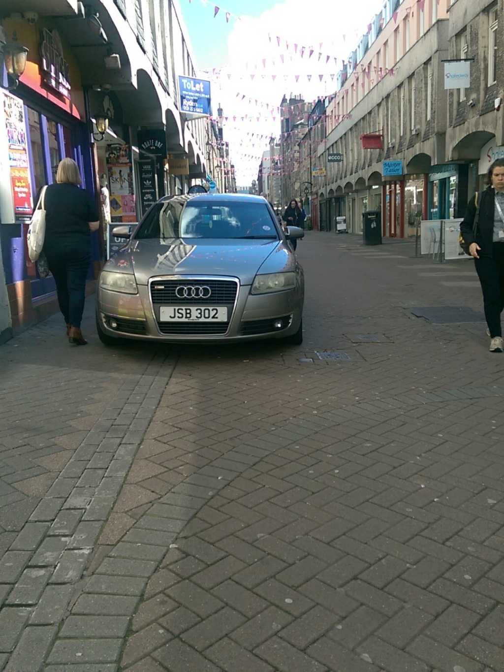 JSB 302 H is a crap parker