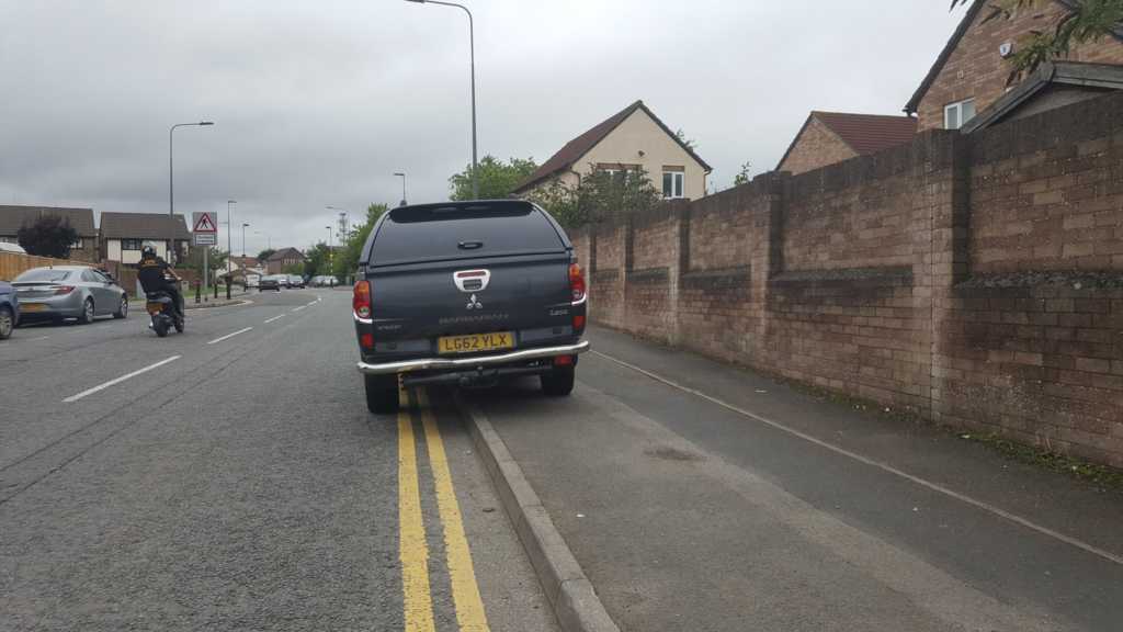 LG62 YLX is an Inconsiderate Parker