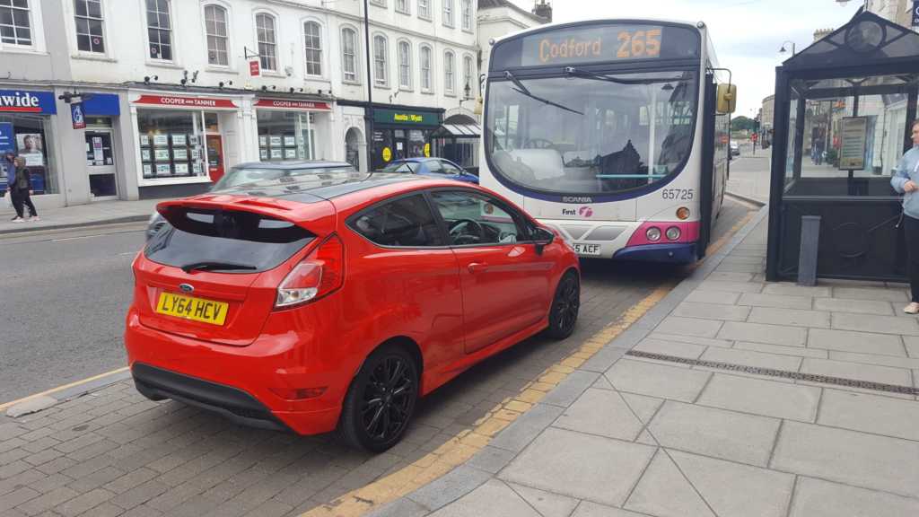 LY64 HCV displaying Selfish Parking