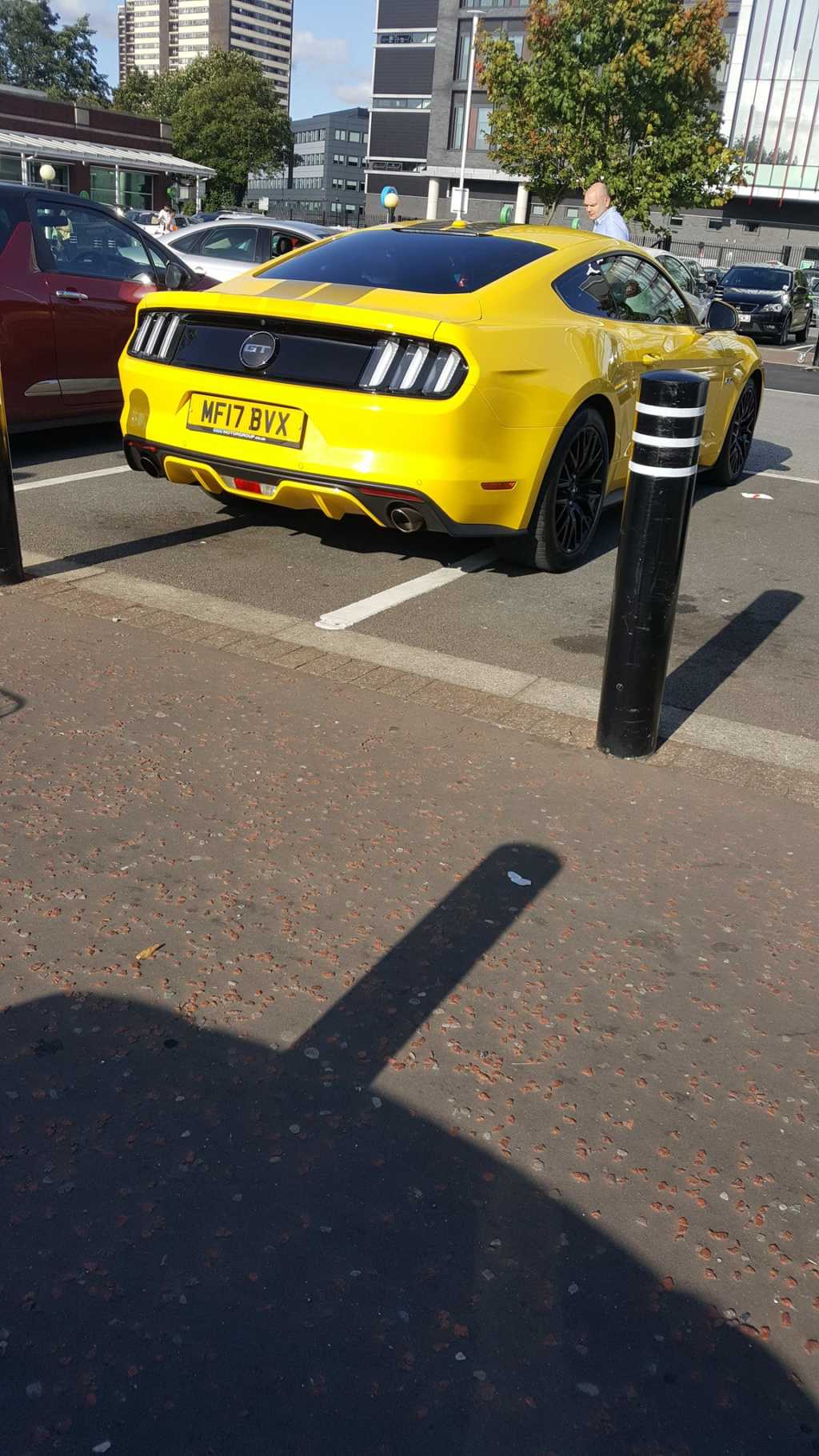 MF17 BVX is an Inconsiderate Parker