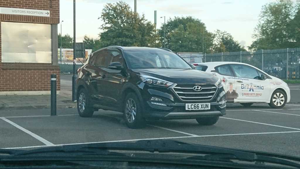 LC66XUN is a crap parker