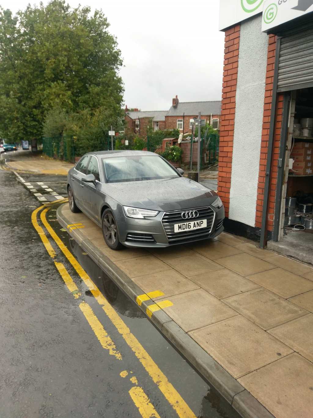 MD16 ANP displaying Selfish Parking