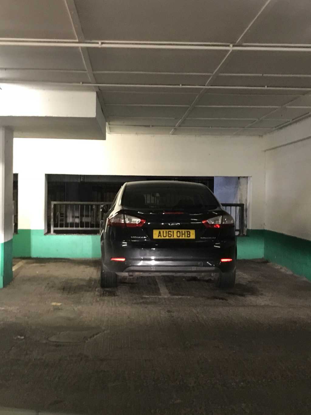 AU61 OHB is a Selfish Parker