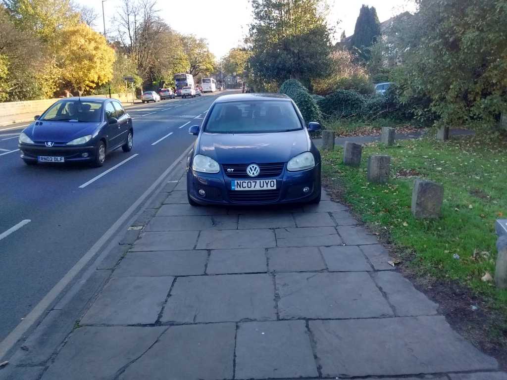 NC07 UYO displaying Inconsiderate Parking