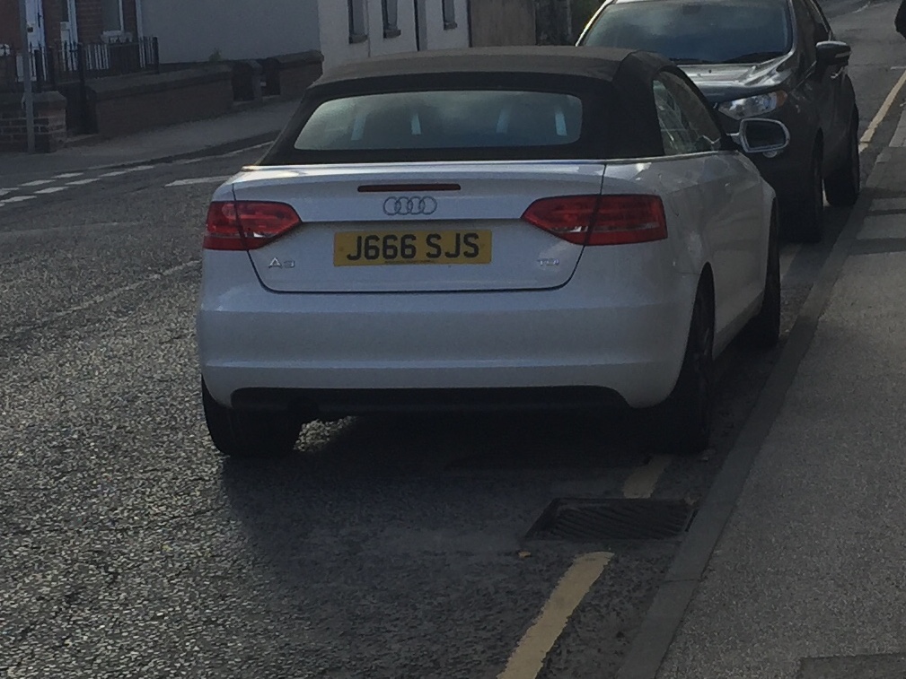 J666 SJS displaying Inconsiderate Parking