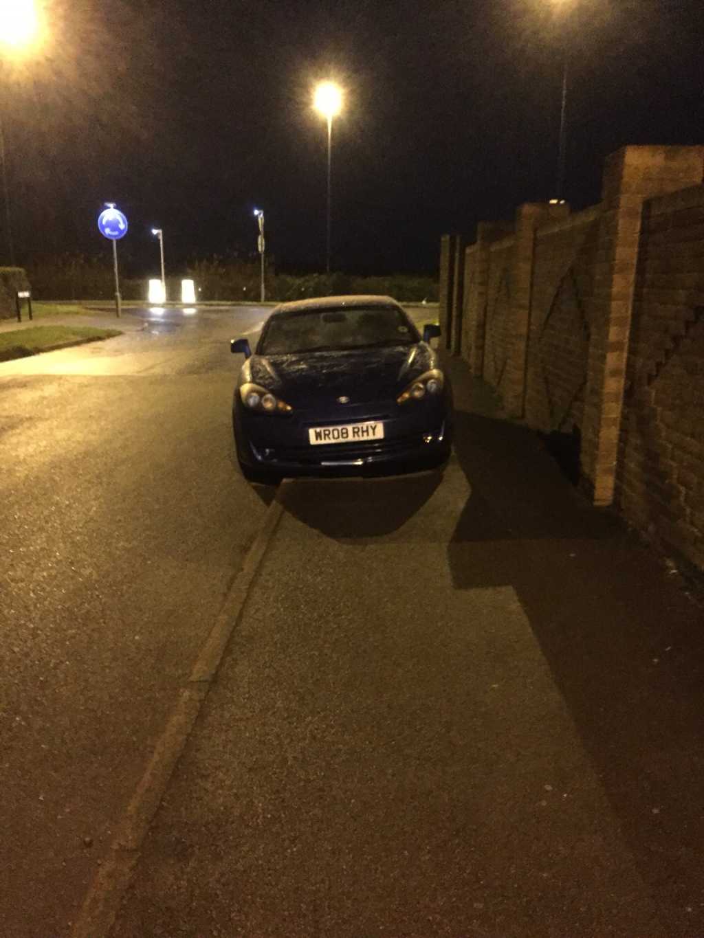 WR08 RHY displaying Inconsiderate Parking