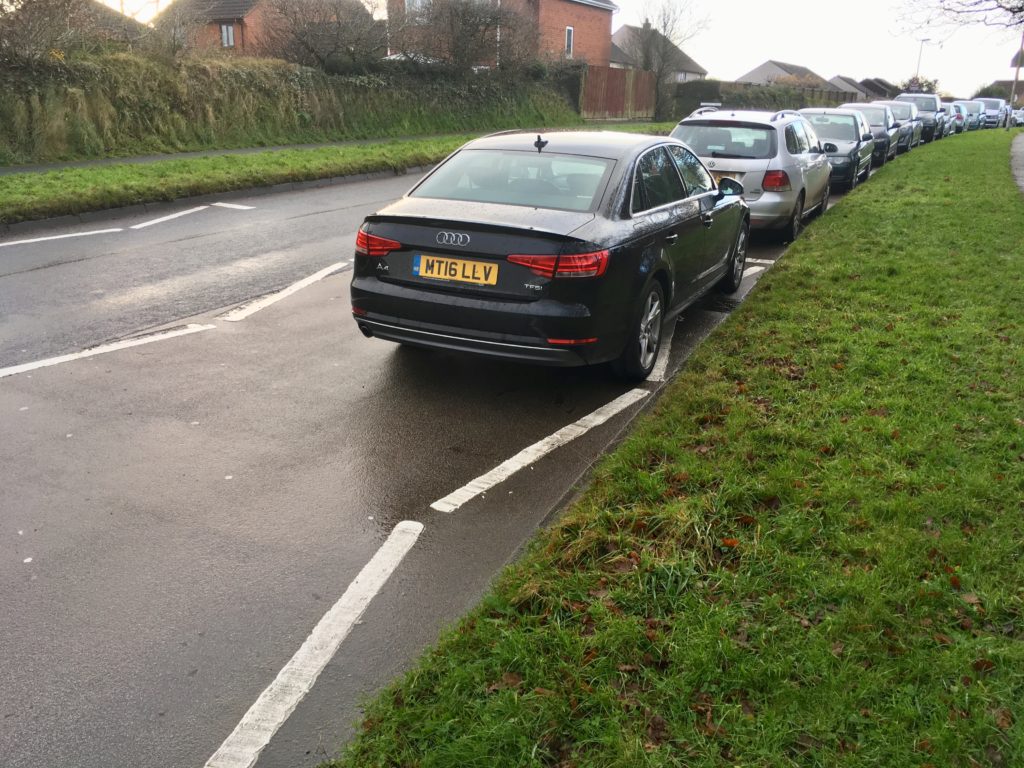 MT16LLV displaying Inconsiderate Parking