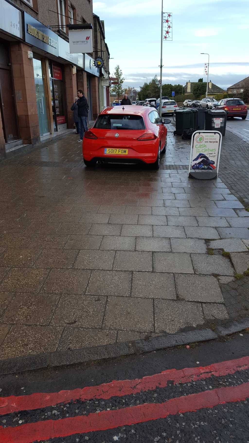 SO17 FDM displaying Inconsiderate Parking