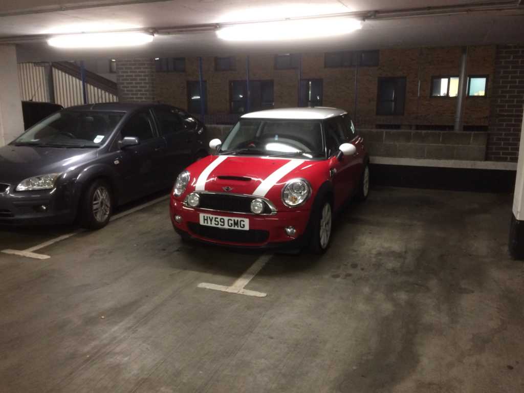 HY59 GMG is a crap parker