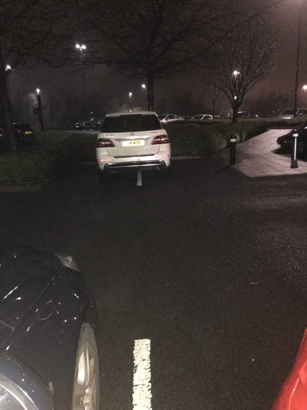 J4 WOK displaying crap parking