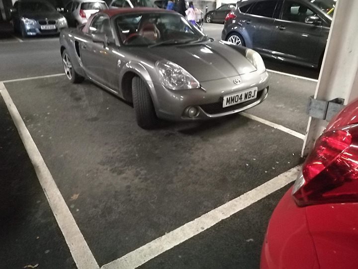 MM04 WBJ is an Inconsiderate Parker