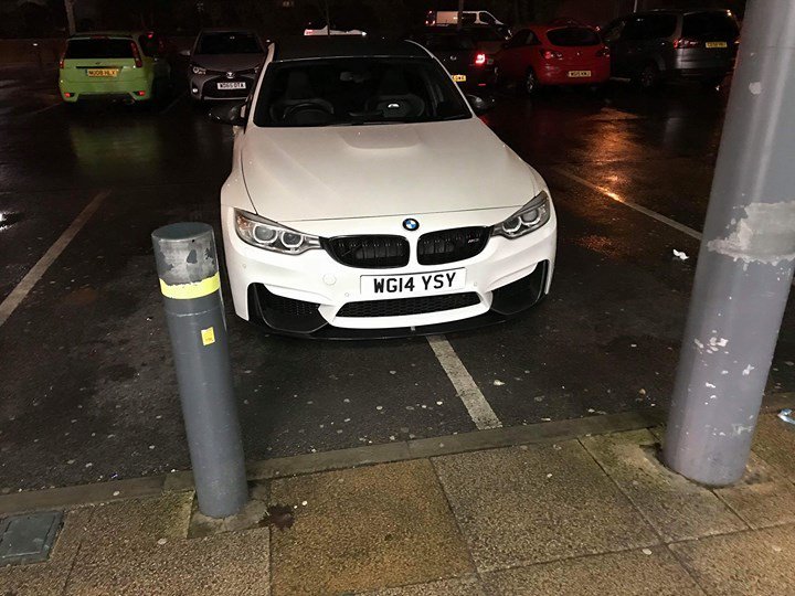 WG14 YSY displaying Inconsiderate Parking