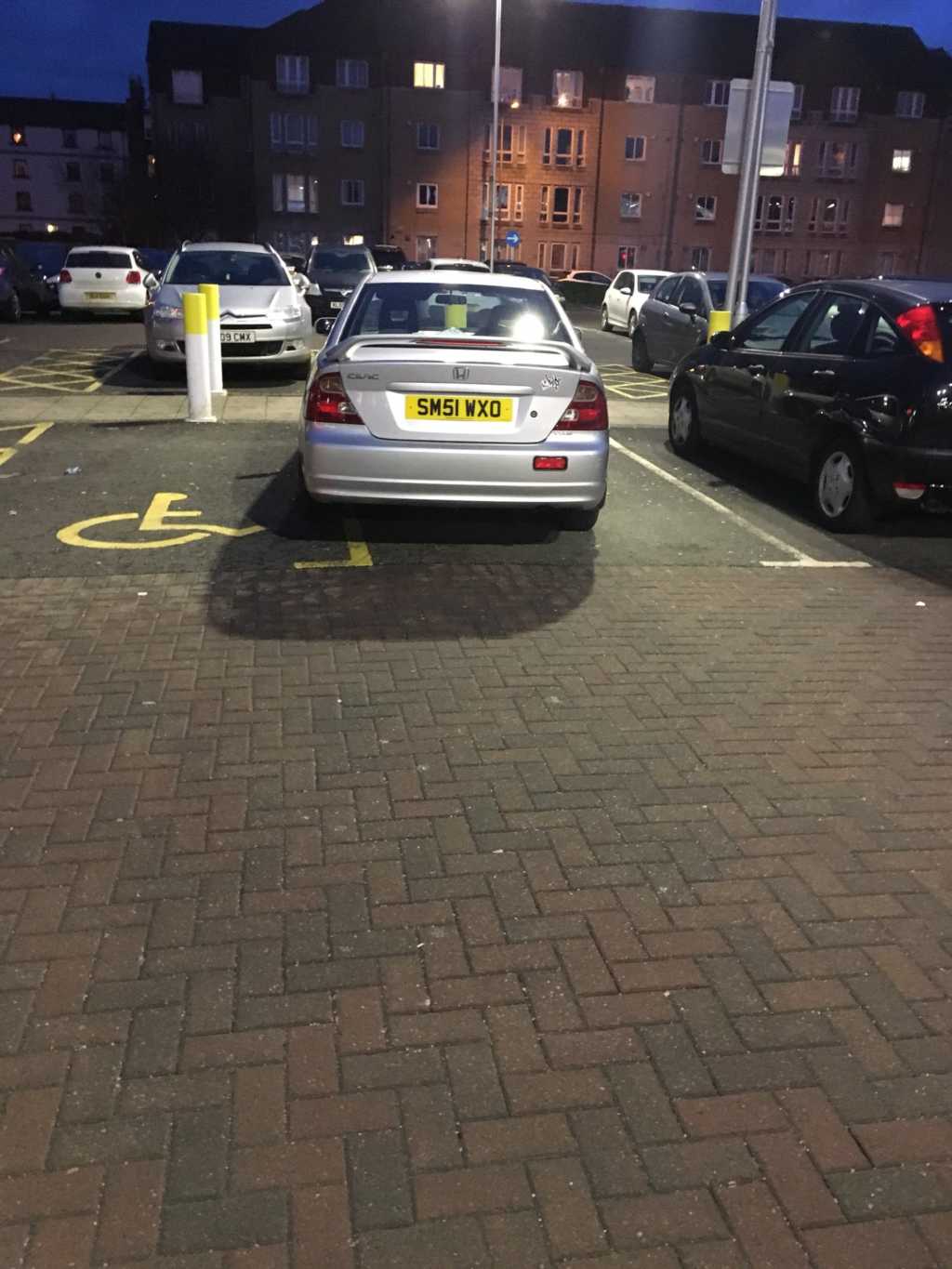 SM51 WXO displaying Inconsiderate Parking