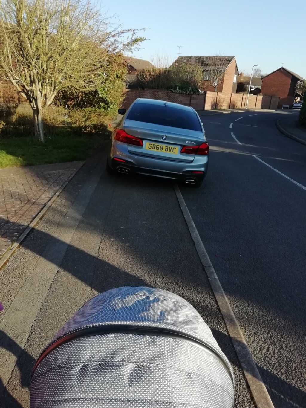 GD68 BVC displaying Inconsiderate Parking
