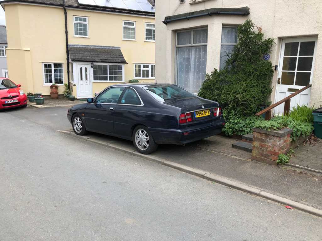 R958 BYA is a Selfish Parker