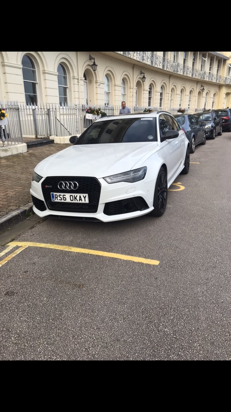 RS6 OKAY displaying Selfish Parking