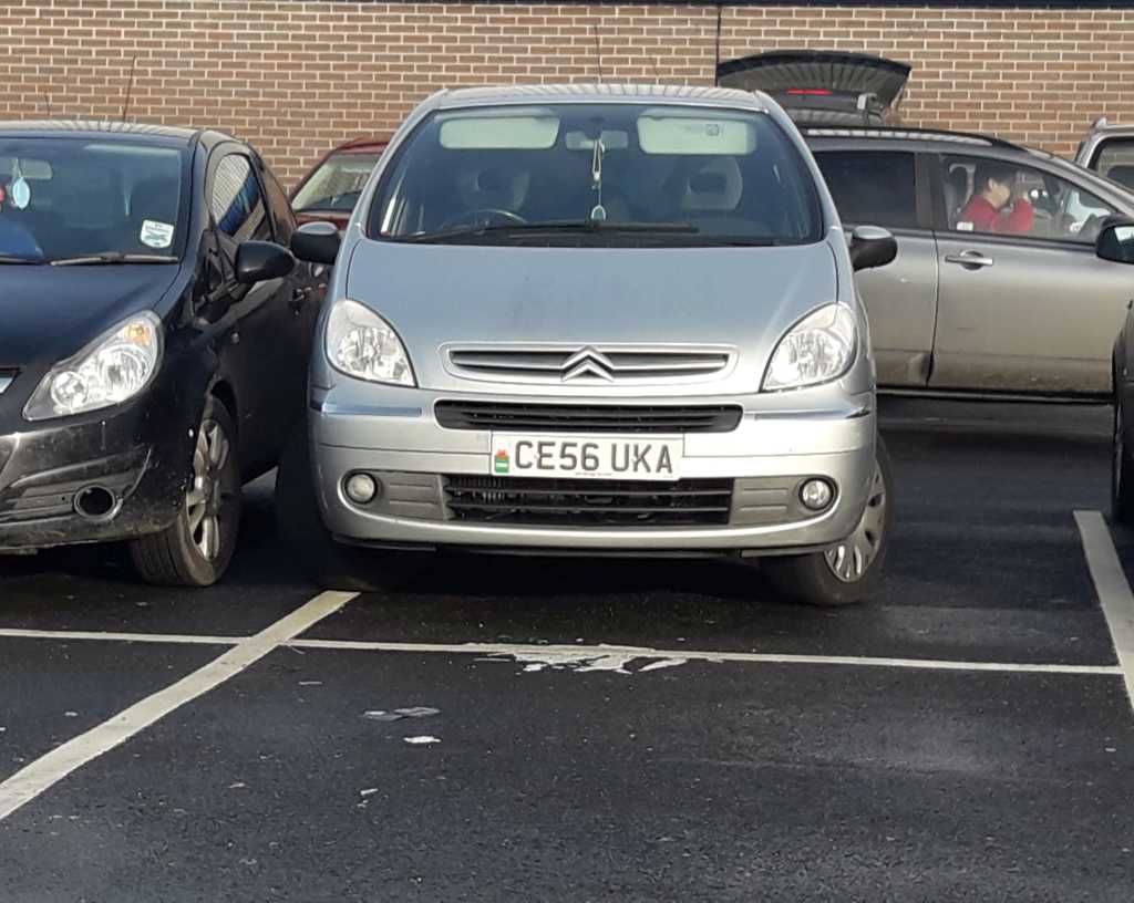 CE56 UKA displaying Selfish Parking