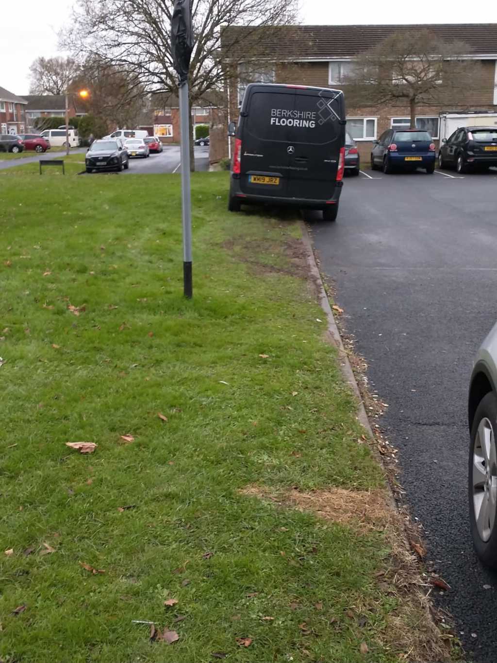 Selfish Parker WM19 JRZ