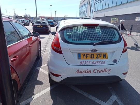 Selfish Parker YF10 ZFW