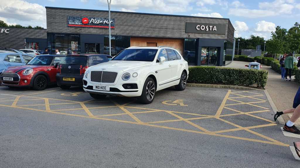 Selfish Parker M10 KEE